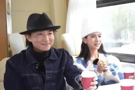 甜蜜暴击！李昕融清唱《你笑起来真好看》“表白”王冰冰