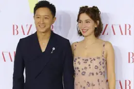 好甜！韩庚卢靖姗携手出席芭莎慈善夜，女方眼里有藏不住的星星视频封面