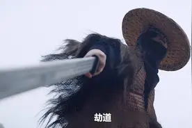 卢凌风大战飞天大盗吉祥，最后却被老费的陷阱抓住视频封面