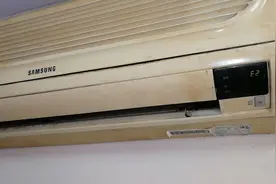 空调内机显示E2是什么坏了？师傅教你一招，只要花2块钱就能修好