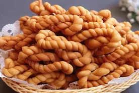 酥脆小麻花配方大公开，步骤详细，酥脆香甜，学会就能开店了！