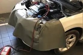 车辆长期停放，怎么让电瓶不亏电？开车的朋友都应该知道视频封面