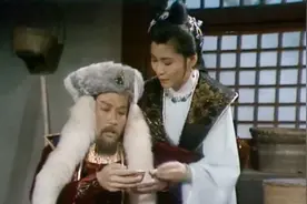 包惜弱有情有义，虽委身与完颜洪烈，但念念不忘杨铁心视频封面