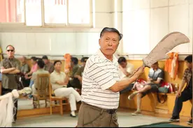 “精气神”—李春仁先生八十二岁时的一个排练瞬间