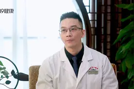 得了骨质疏松就该少运动？6个“运动处方”，或有助于改善视频封面