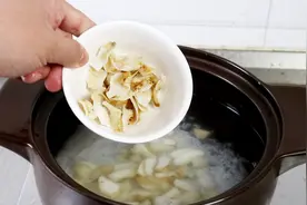 肺不好，2种食材1款粥，润肺养肺，肺健康、身体更强壮！视频封面