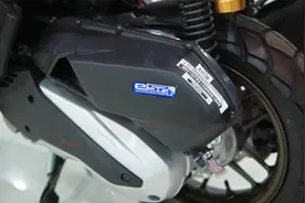 本田ADV踏板摩托160，动力强劲，油耗仅2.1，还有ABS，摩旅神器视频封面