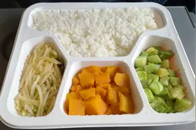 在动车上吃的盒饭，15一份视频封面