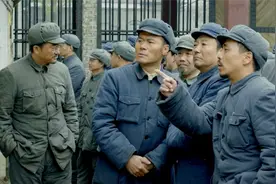 建国后，国民党战犯去各地参观，承认共产党确实有能力视频封面
