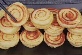 自从学会鸡蛋这样做，我家早餐10顿有8顿这样吃，外酥里软真解馋视频封面