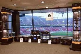 来听听德国极品音响品牌MBL 360度全方位扬声器公认世界第一视频封面