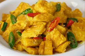 土豆鸡蛋这样炒是绝配，没想到这么好吃，又学会一道特色菜视频封面