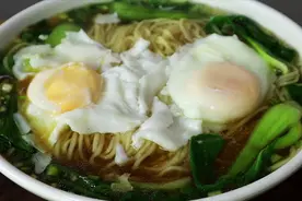 早餐不要出去买了，大厨教你最简单美味的面条，每次做都吃光光视频封面