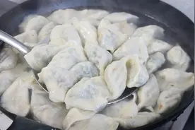 天热没胃口，多给孩子吃这馅饺子，补铁补钙，清淡爽口，太香了