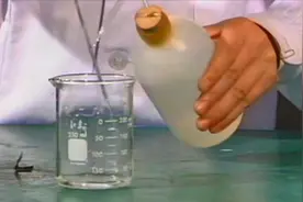 浓、稀硝酸与铝反应视频封面