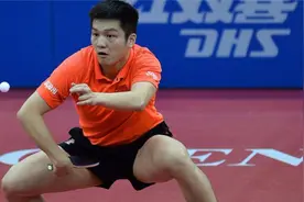 樊振东最豪横救球，外国网友直呼不是地球人！