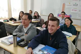 直击国际母语日——围观外国留学生的中文名字视频封面