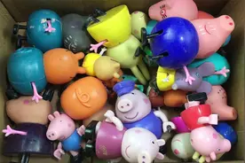 小猪佩奇玩具大合集，猪爷爷 棕熊医生 兔小姐 公牛先生