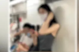 女子地铁照被AI一键脱衣传播视频封面