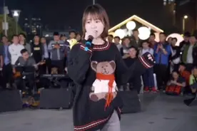 小阿七翻唱《你若三冬来》太好听，你若三冬来，换我一身雪白！视频封面