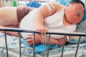 8岁男孩体检抽出“牛奶血”，原因和妈妈有关，医生：不能瞎补视频封面