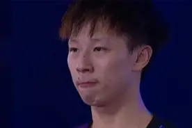 时隔4年后打破冠军荒！林高远4-3击败张禹珍，颁奖典礼眼含泪水视频封面