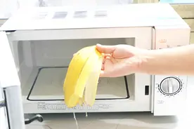 香蕉皮放微波炉烤一烤，用途太强大了，解决家里大麻烦，去试试