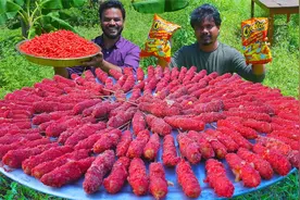 地表最能吃辣的印度人，把辣椒这样吃，馋哭全村的小孩