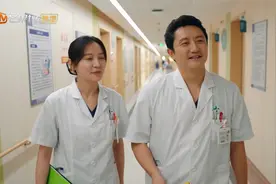 白色城堡：路易包子感情升温，包子嘴瓢说到结婚，路易惊喜视频封面