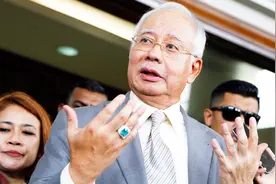 马来西亚宣称东铁已复工，被中国光速“打脸”，网友：先把钱赔了视频封面