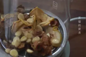 这杯“罗汉果杏仁茶”，润肺去燥清甜，最近多煮给家人喝，去秋燥视频封面