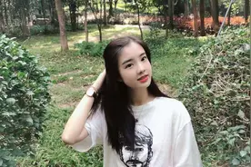 有公司找小美谈合作，每条视频赞助200元，小美不知道该不该签视频封面