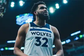NBA集锦：隔扣巨人博班！唐斯赛季收官战砍下23分9篮板5助攻视频封面