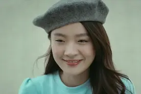 傅如乔这首《微微》轻快好听，温暖治愈的歌声，就像春风吹在耳边视频封面