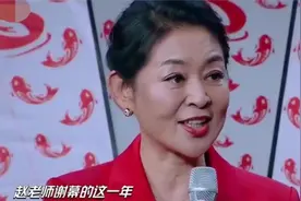 春晚“小品王“患癌去世！追悼会现场人山人海，倪萍等前往道别！视频封面