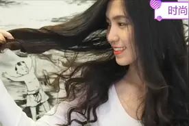 漂亮小姐姐，长发烫款水波纹发型真迷人，美到我了