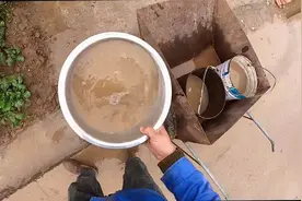 农村生活第58天，下了一场雨，门口的水回流院子里，风水上进财视频封面