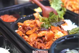 今天来看别人吃东西吧视频封面