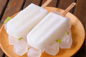 想吃棒冰不用买，教你在家自制白糖棒冰，方法简单，清凉又解暑