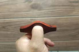 爱好手工的劲松又用红木做了件奇怪的东西，没几个人知道它的用途视频封面