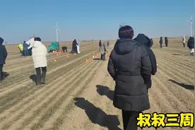 正月初六回娘家给叔叔上坟，又和家人在一块了，满满的幸福感视频封面