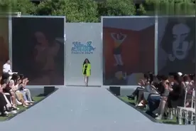 明星搞笑娱乐：李晨抓压板半路遇见背大妈加倍疼痛上演太难了视频封面