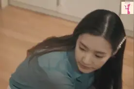 韩国美女下班回家做饭，一起来看看吃的什么？视频封面