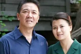3婚嫁大16岁丈夫，老公是国家一级演员，47岁生活幸福视频封面