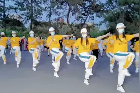 广场舞《杀猪刀》动感新颖舞步，简单好学又好看视频封面