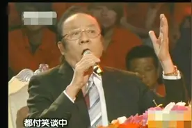 杨洪基第一次现场听朱之文唱 亲自指点大衣哥, 专家业余就不一样视频封面