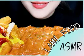 【LAMI FOOD】奶油味十足的宽粉奶油火鸡面搭配炸鸡块和芝士条