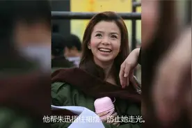 尼格买提录节目抱起朱迅，脱离婚姻束缚的他表现更轻松视频封面