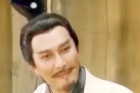 导演决定唐国强演诸葛亮 领导却接到告状信 最后得亿万观众的认可视频封面