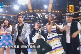 好声音：周杰伦携手战队四强演唱《你的微笑》+《出卖》视频封面